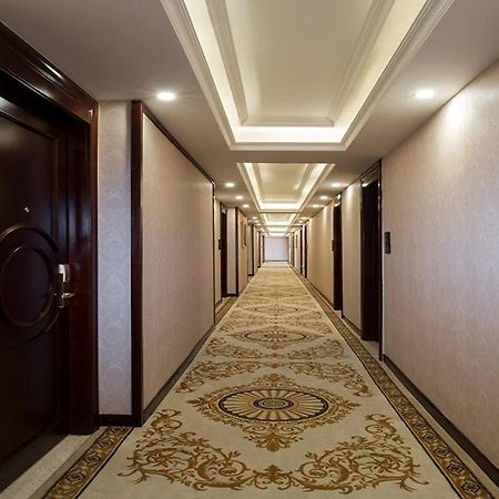 เวียนนา 3 เบสต์ เซินเจิ้น กวนลาน ถังเหยิน สตรีท Hotel ภายนอก รูปภาพ