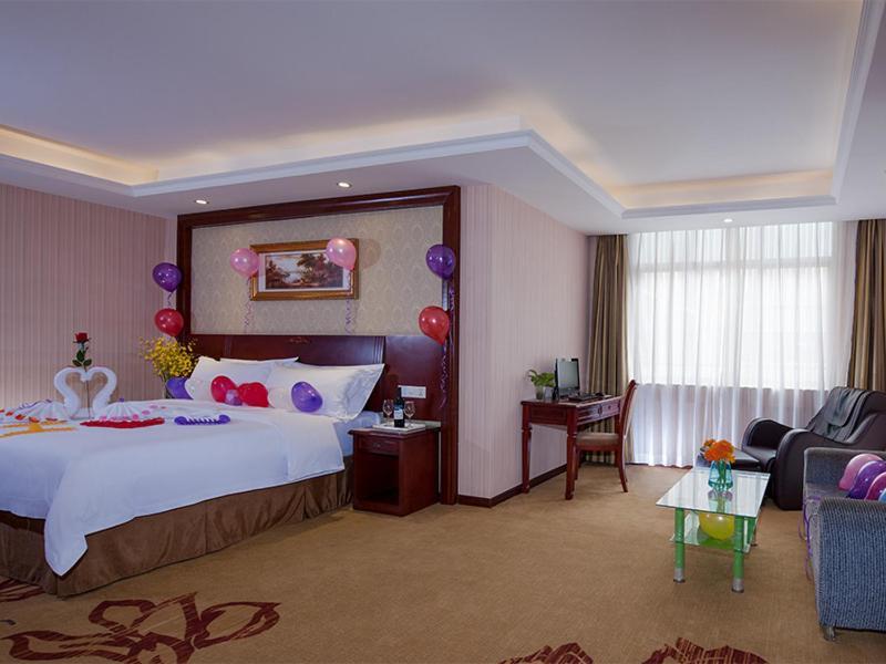 เวียนนา 3 เบสต์ เซินเจิ้น กวนลาน ถังเหยิน สตรีท Hotel ภายนอก รูปภาพ