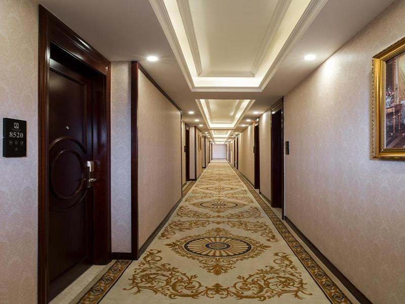 เวียนนา 3 เบสต์ เซินเจิ้น กวนลาน ถังเหยิน สตรีท Hotel ภายนอก รูปภาพ